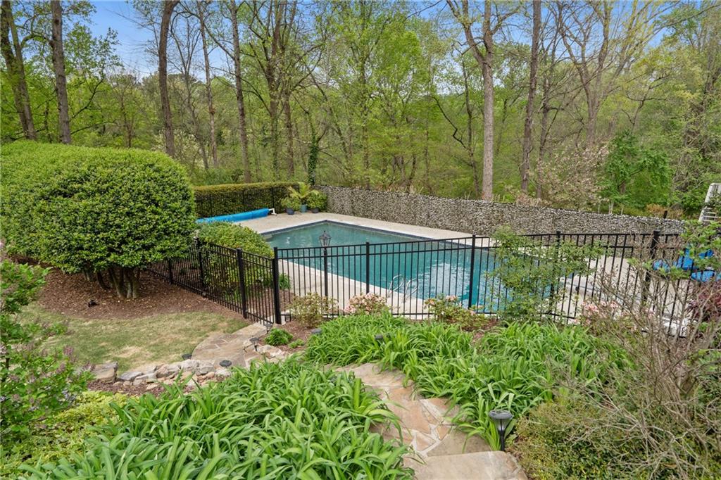 1724 Ridge Valley Court NW