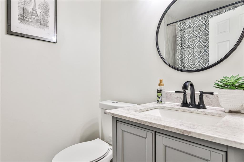1777 Oak Crest Court
