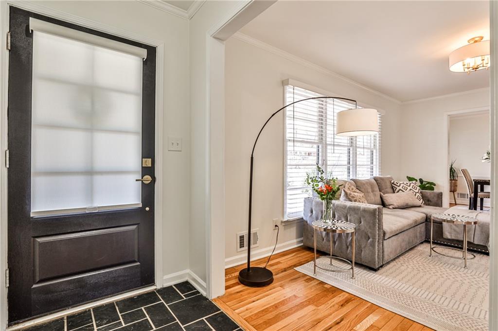 1777 Oak Crest Court