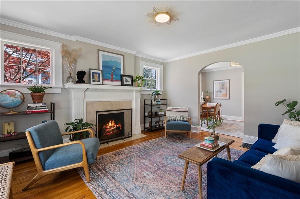 705 Martina Drive NE