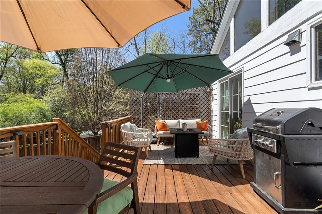 705 Martina Drive NE