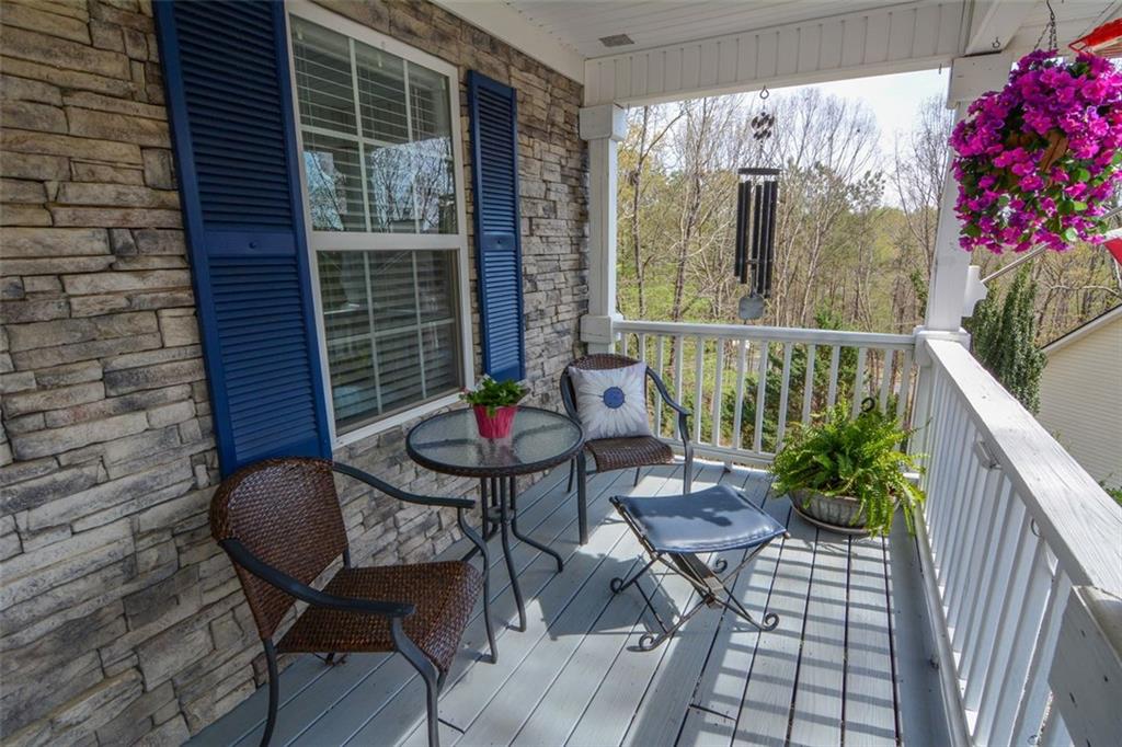 525 HILLIARD Court
