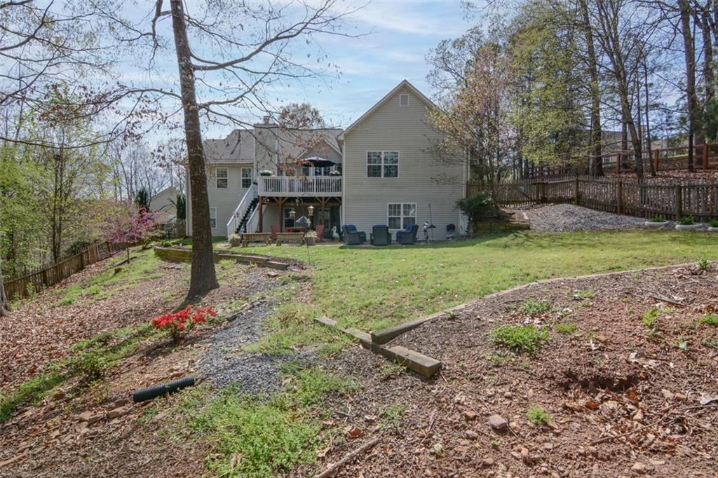 525 HILLIARD Court