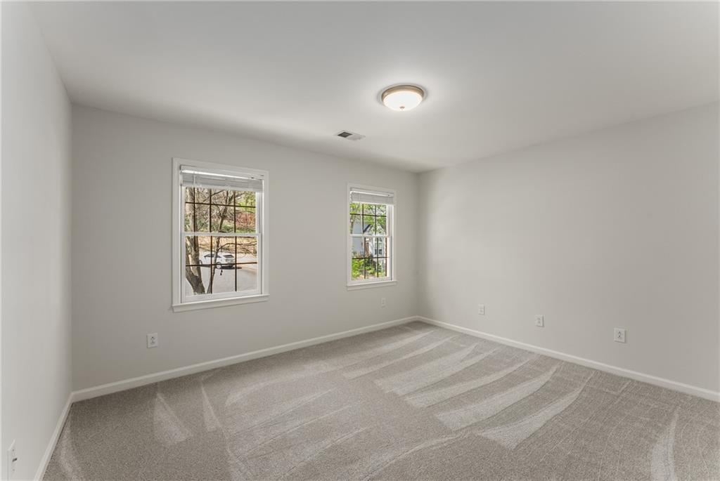 3158 Sawyer Court NE