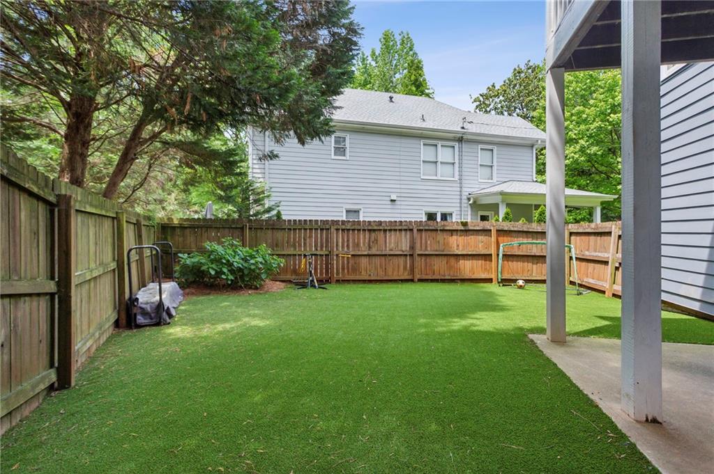 1904 Woodland Hills Avenue NW