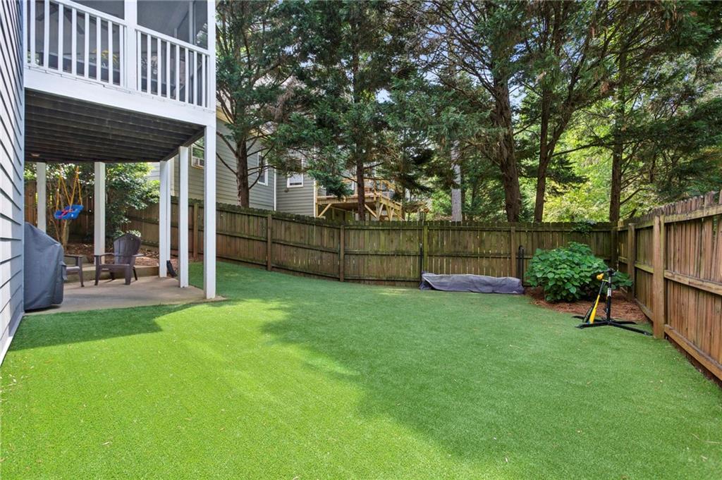 1904 Woodland Hills Avenue NW