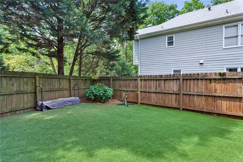 1904 Woodland Hills Avenue NW