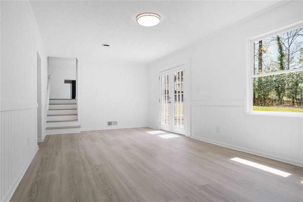 5360 Tall Oak Drive