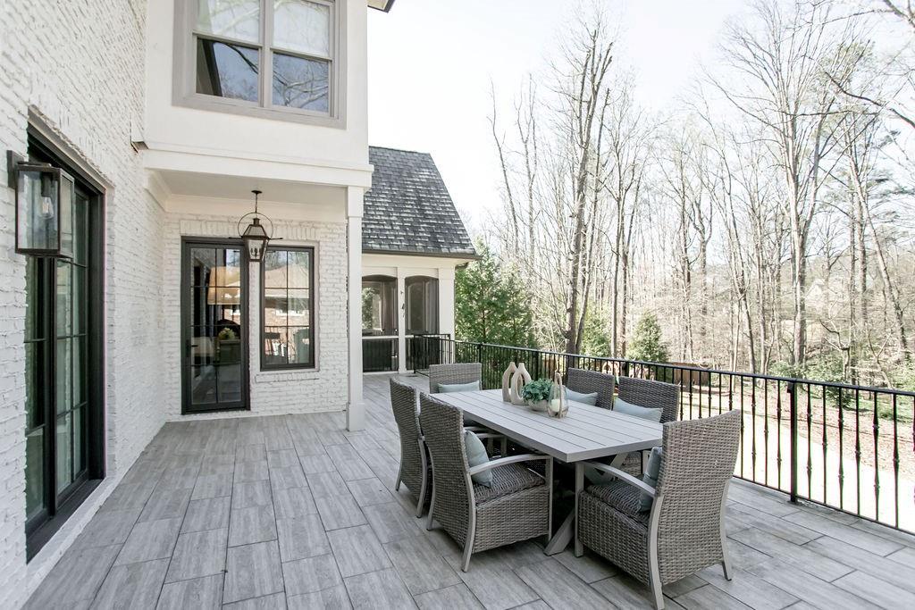 3224 Lanier Drive NE
