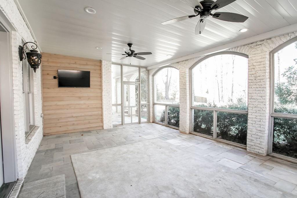 3224 Lanier Drive NE