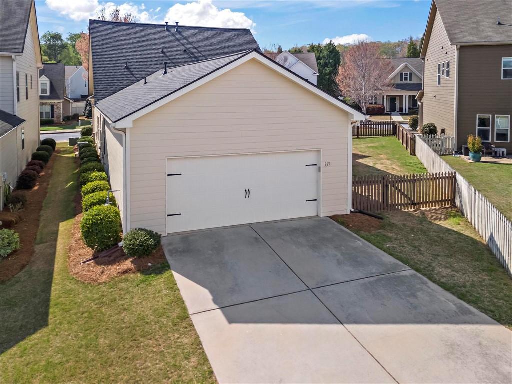 271 S Village Square