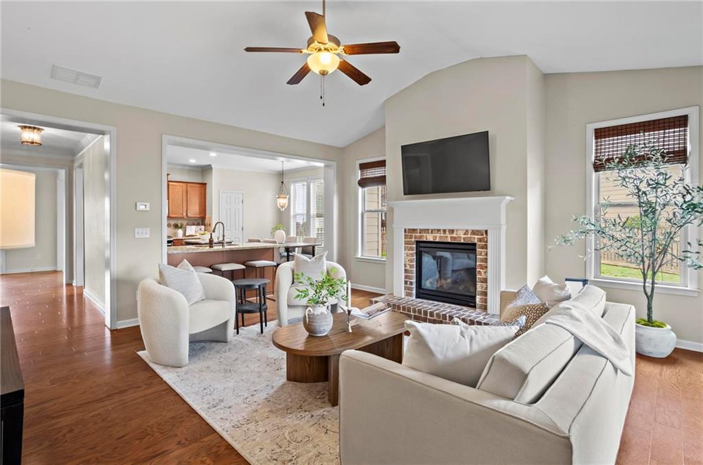 271 S Village Square