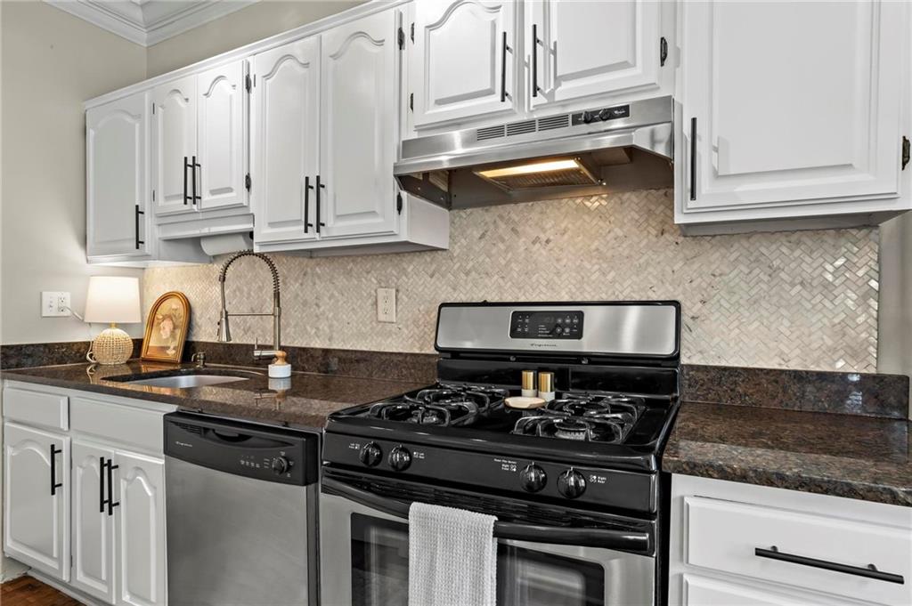 991 N Highland Avenue NE Unit 1