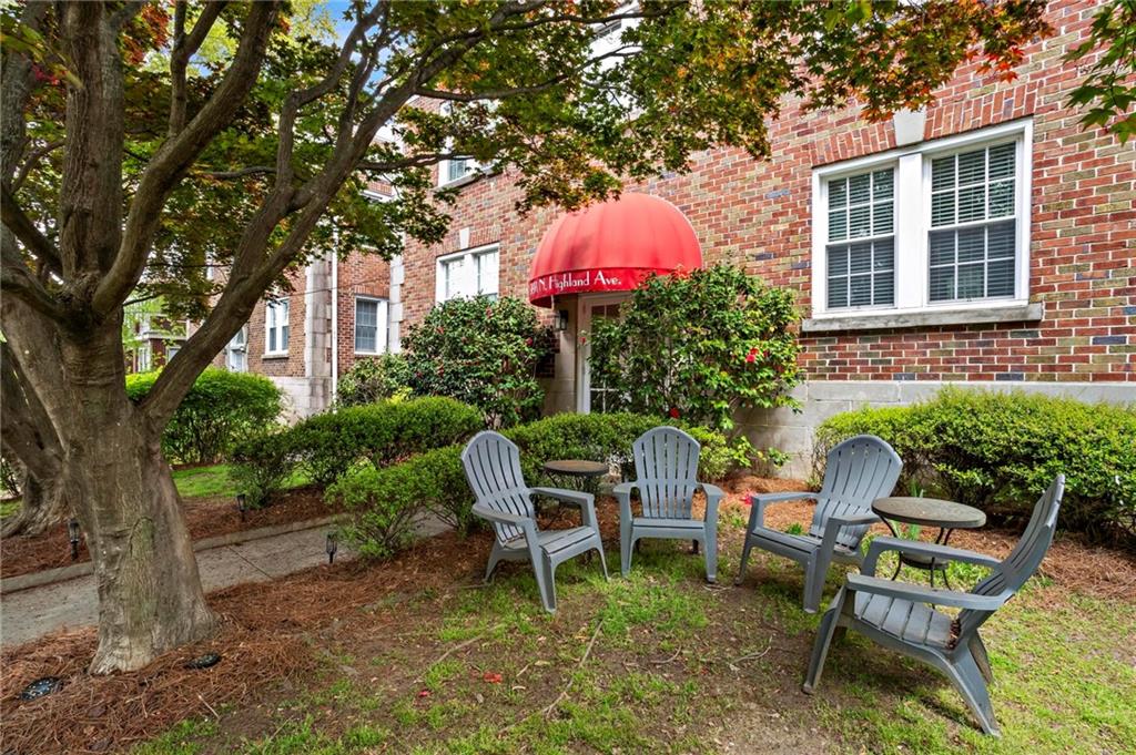 991 N Highland Avenue NE Unit 1