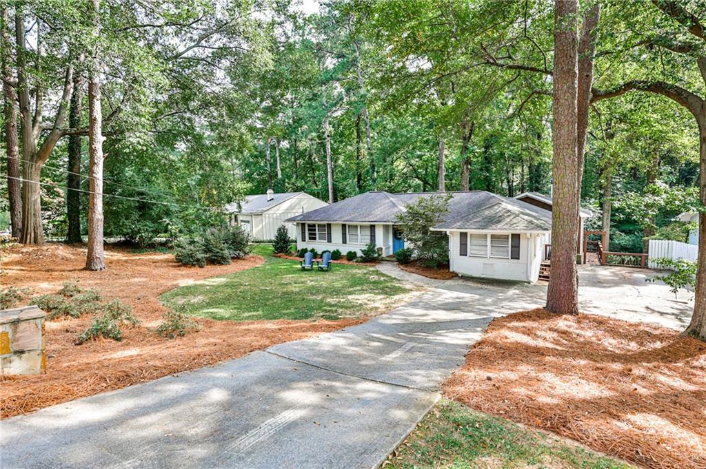 1309 Brookshire Lane NE
