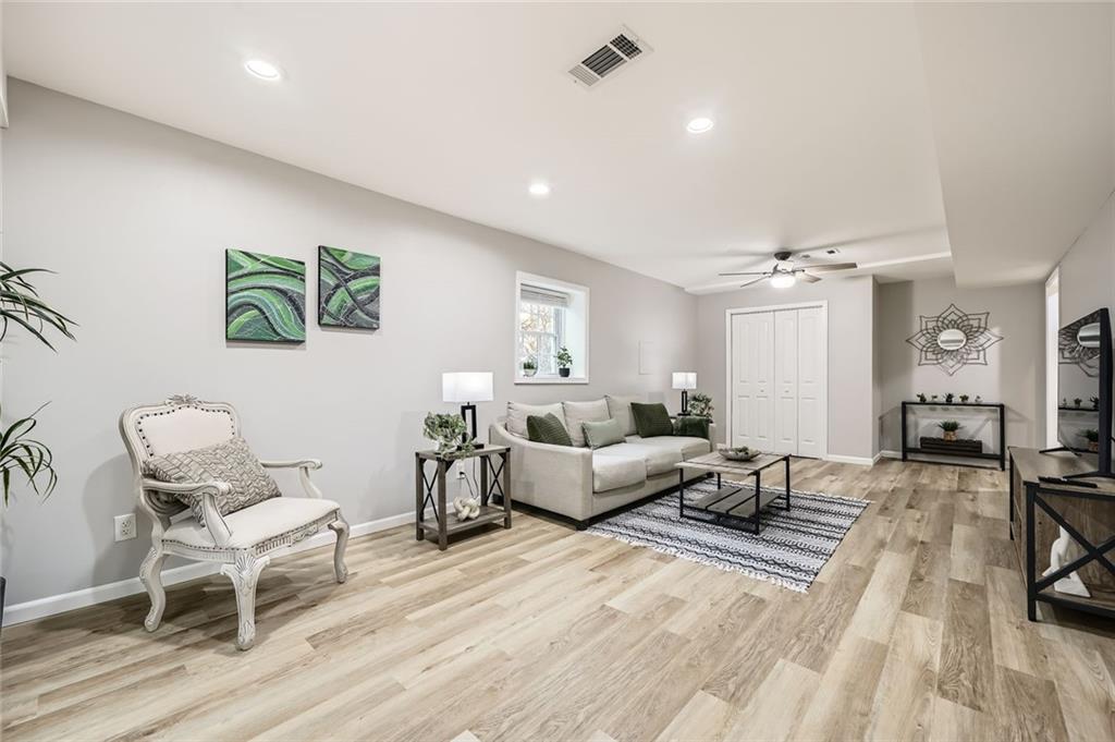 2772 Dunnington Circle