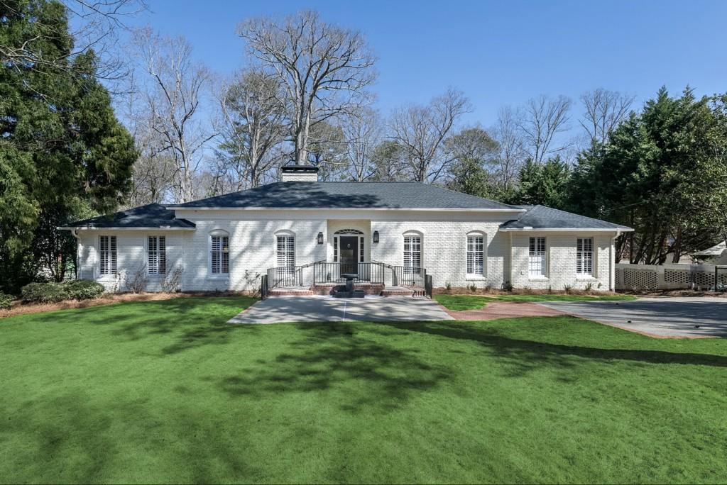 139 W Paces Ferry Road NW