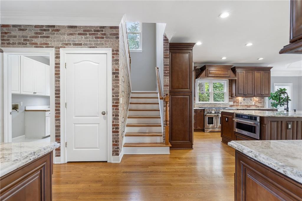 315 Stanyan Place