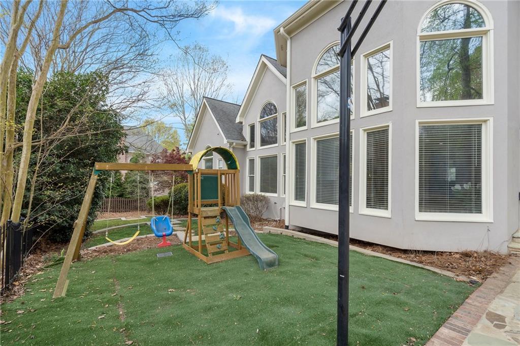 315 Stanyan Place