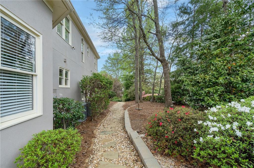 315 Stanyan Place