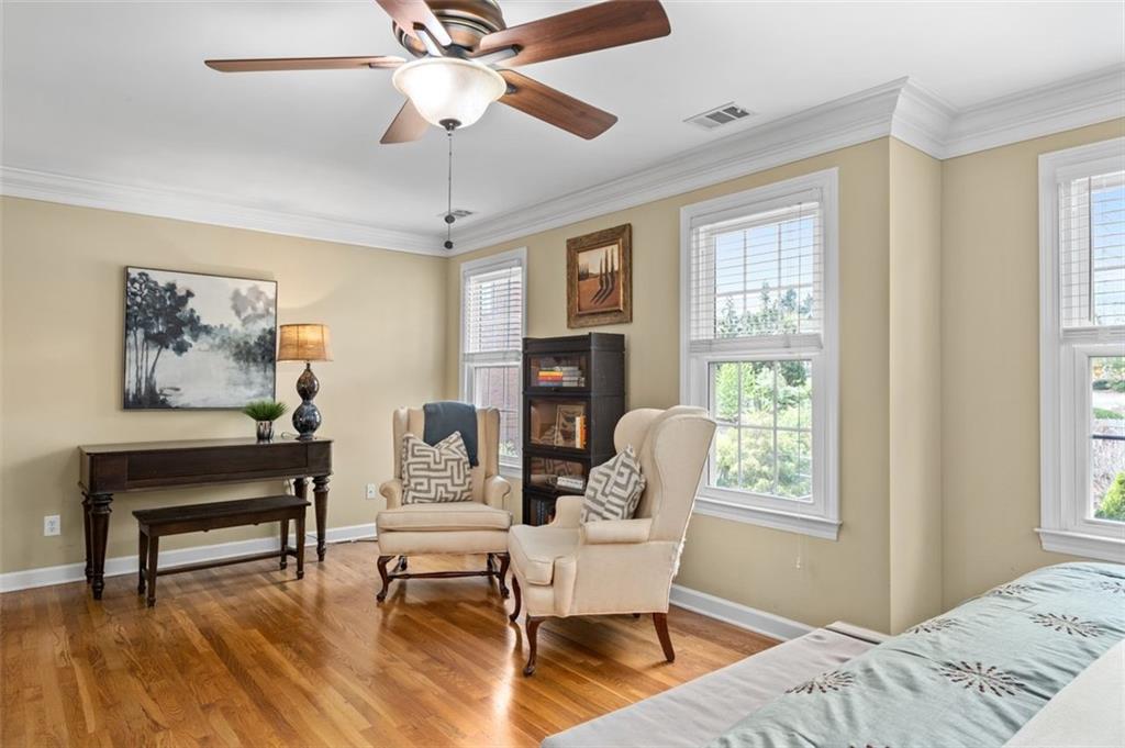 5334 Lake View Club