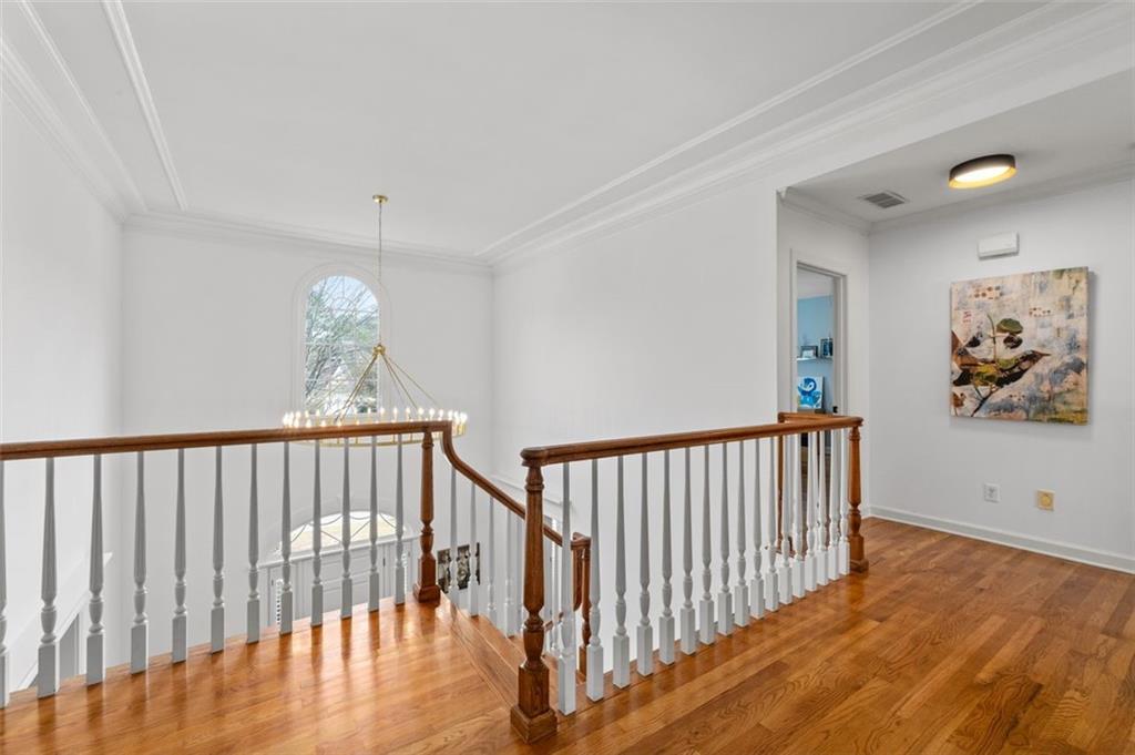 5334 Lake View Club