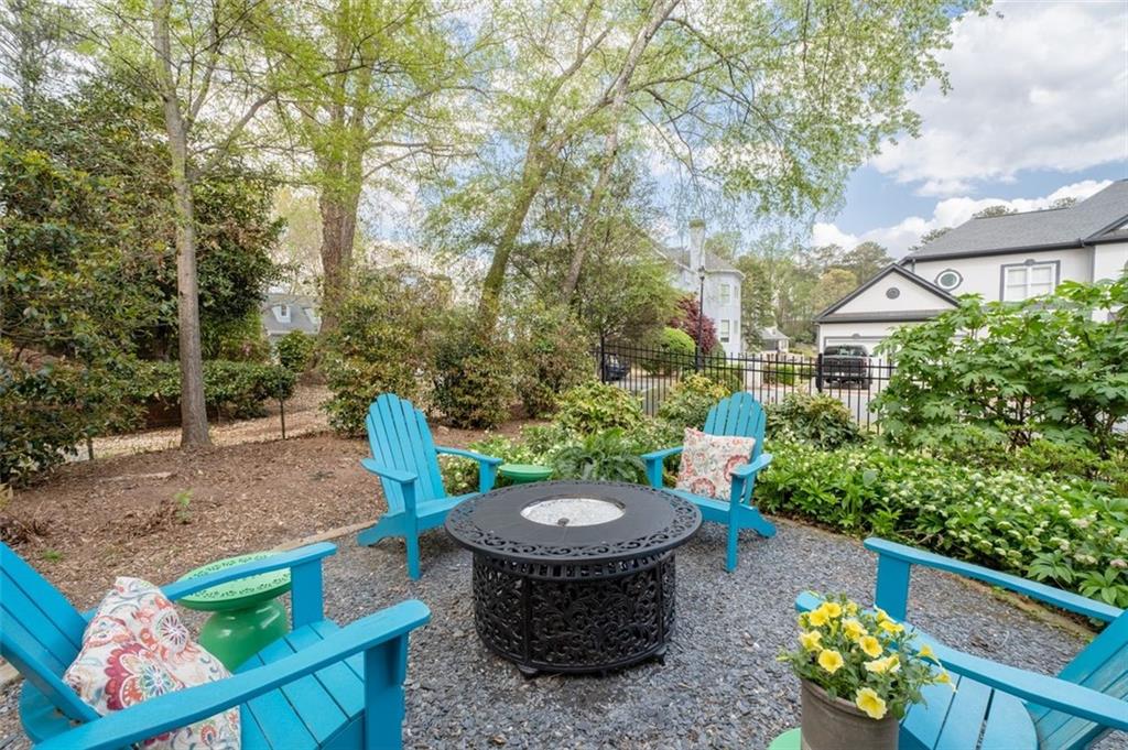 5334 Lake View Club