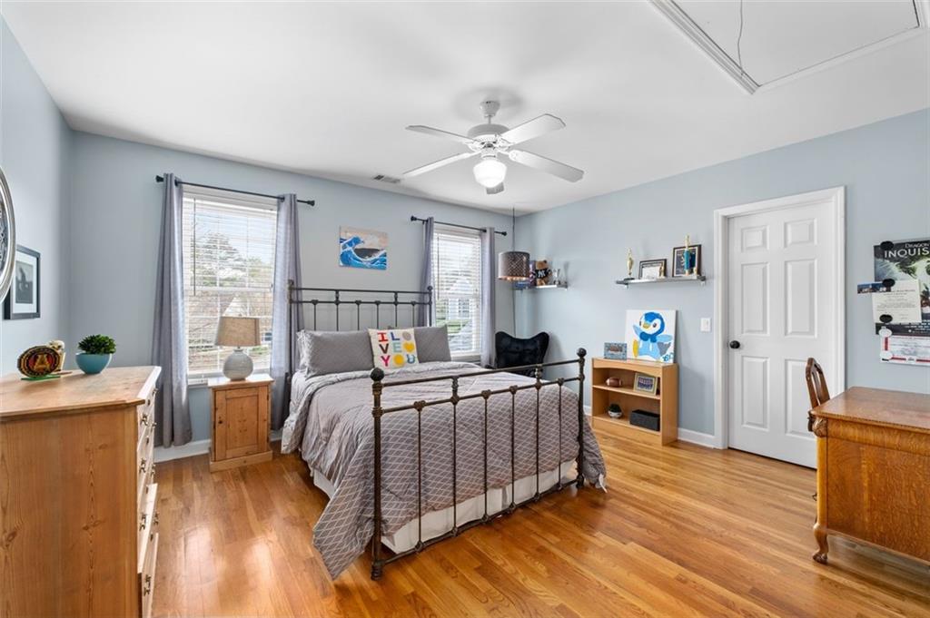 5334 Lake View Club