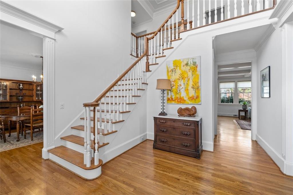 5334 Lake View Club