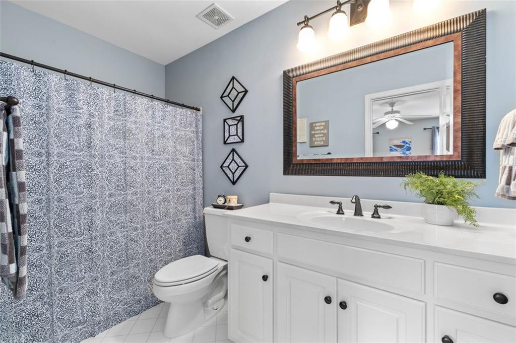 5334 Lake View Club