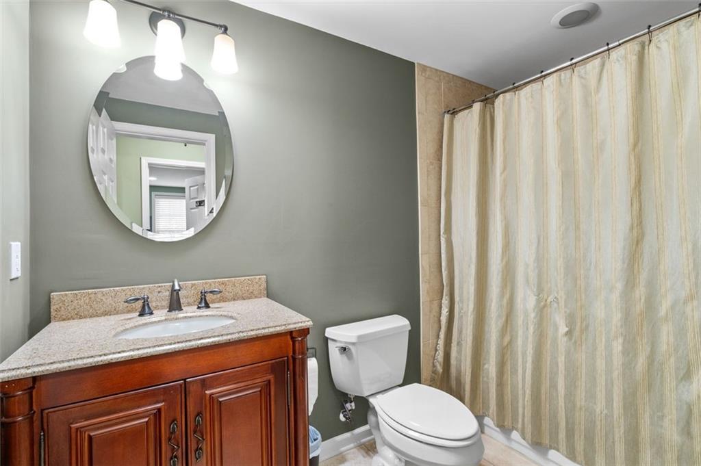 5334 Lake View Club