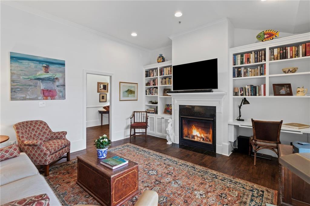3101 Howell Mill Road NW Unit 301
