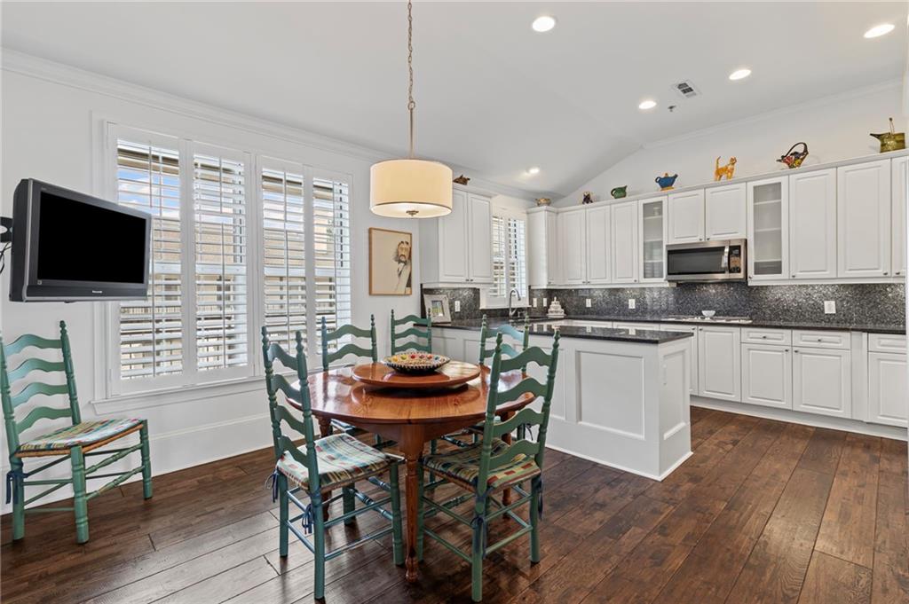 3101 Howell Mill Road NW Unit 301