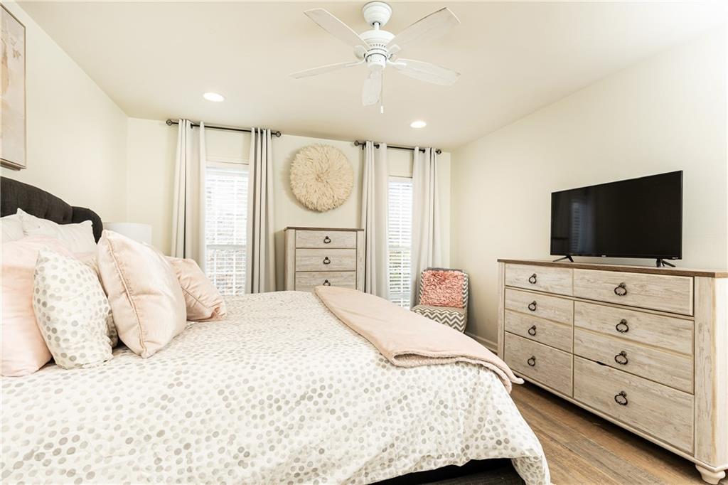 1101 Collier Road NW Unit U2