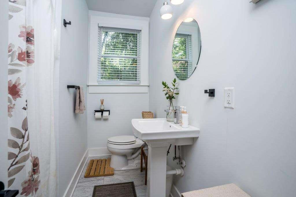 68 Peachtree Memorial - Drive Unit # 68