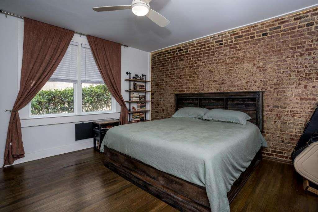 68 Peachtree Memorial - Drive Unit # 68