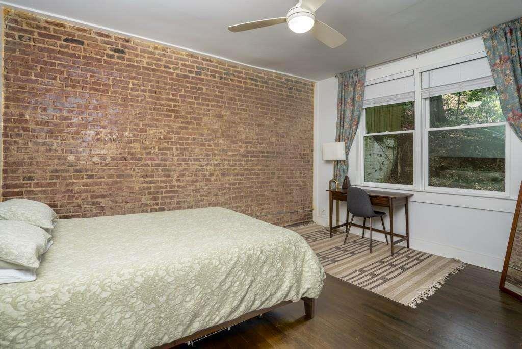 68 Peachtree Memorial - Drive Unit # 68