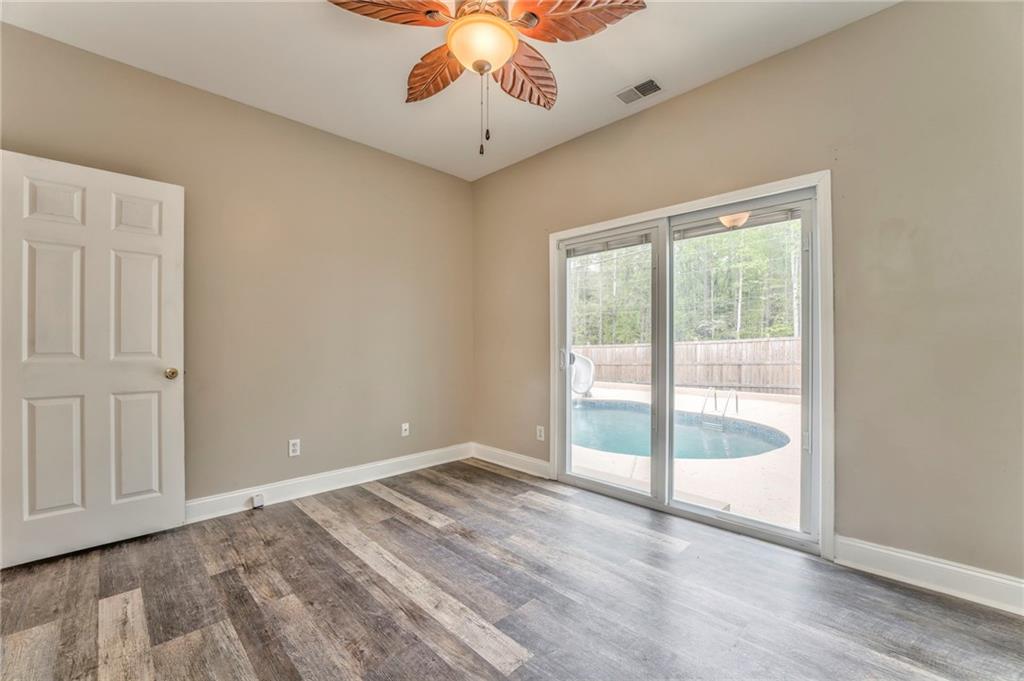 3229 Summer Stream Lane NW