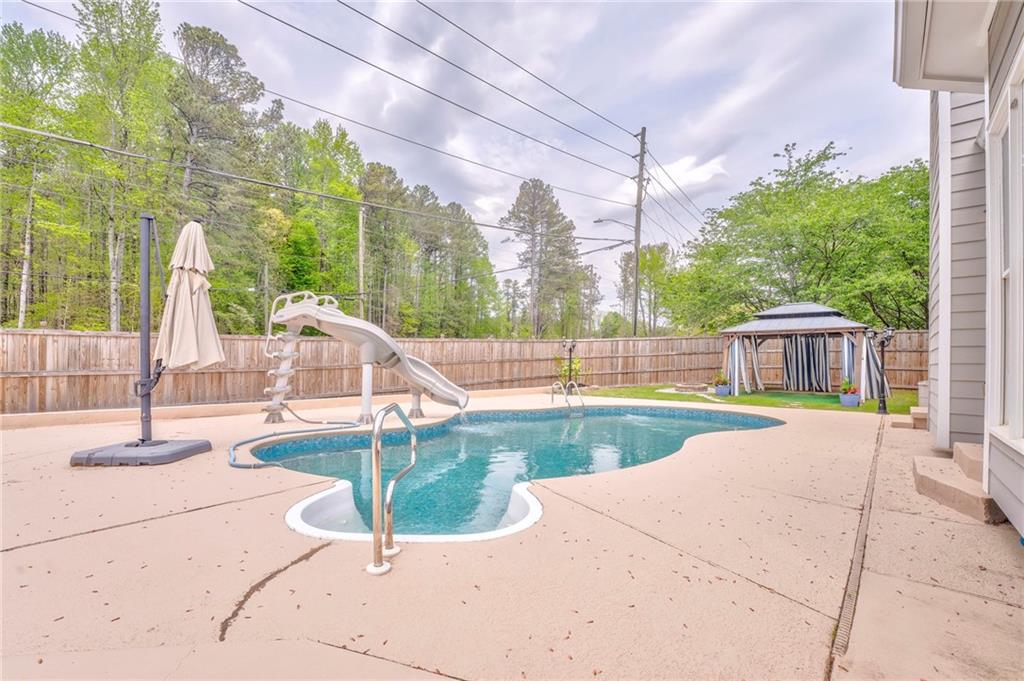 3229 Summer Stream Lane NW