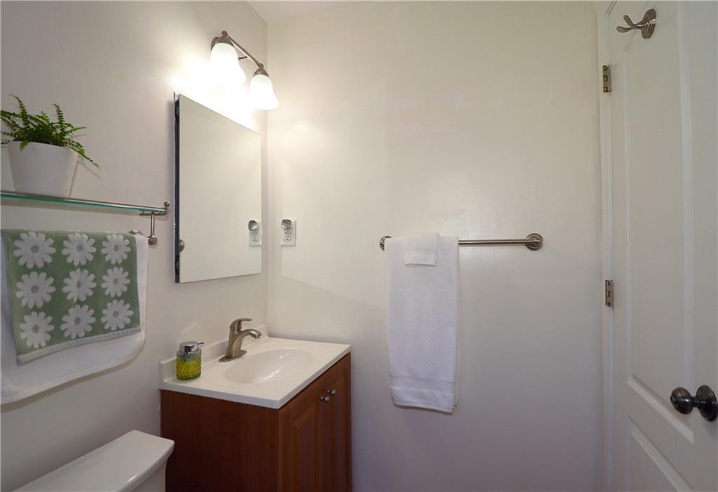 311 Peachtree Hills Avenue NE Unit 17C