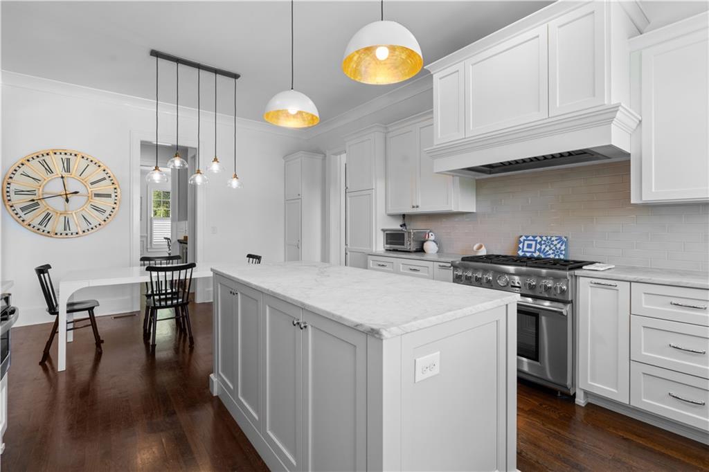 1116 Dan Johnson Road NE
