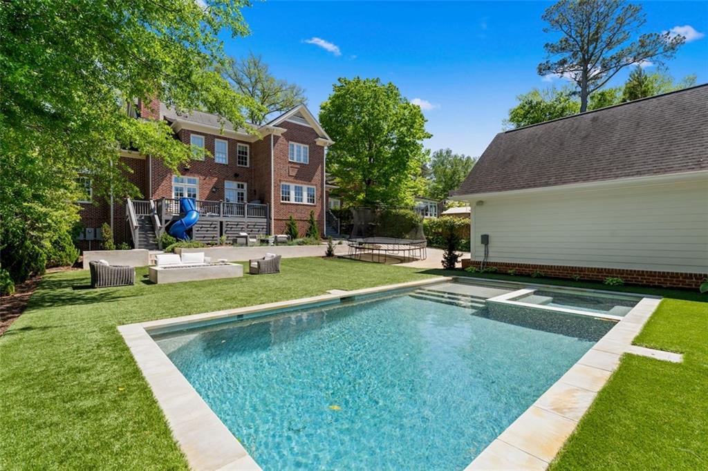 1116 Dan Johnson Road NE
