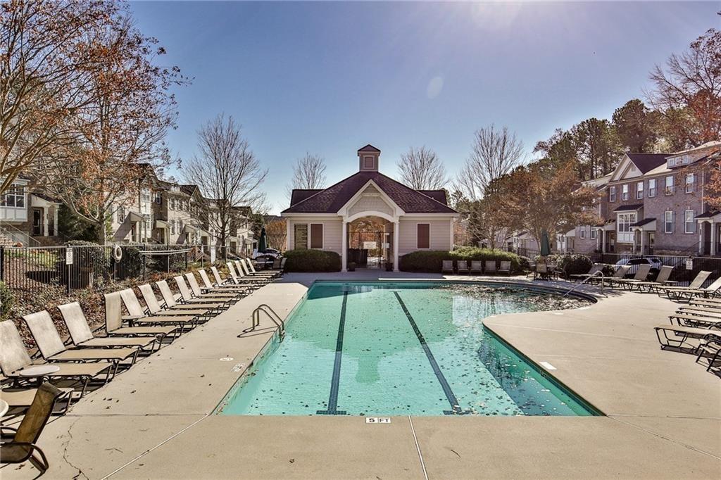 1934 Cobblestone Circle NE