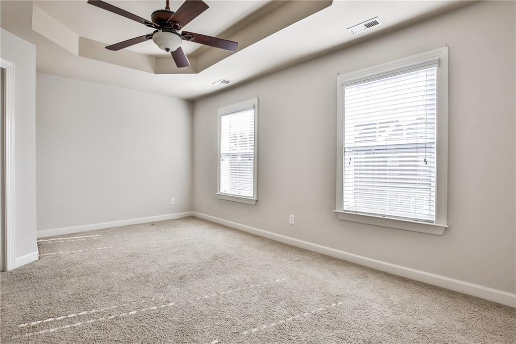 1934 Cobblestone Circle NE