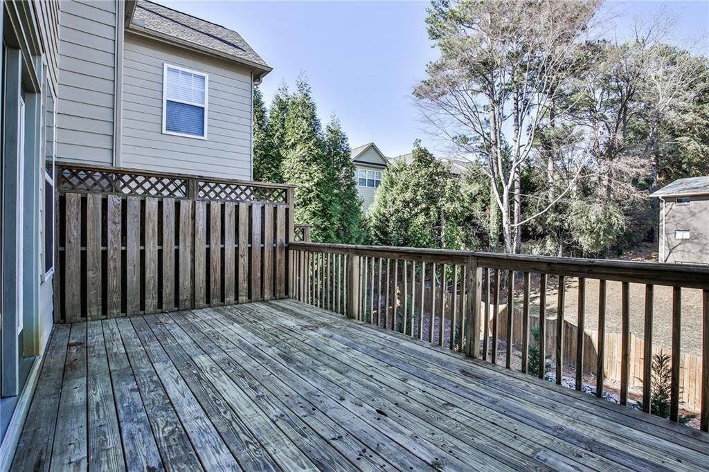 1934 Cobblestone Circle NE