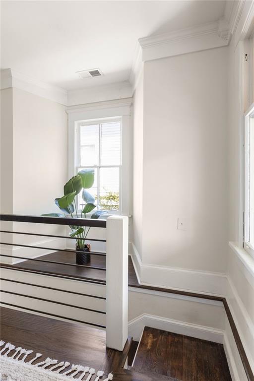 136 Flora Avenue NE