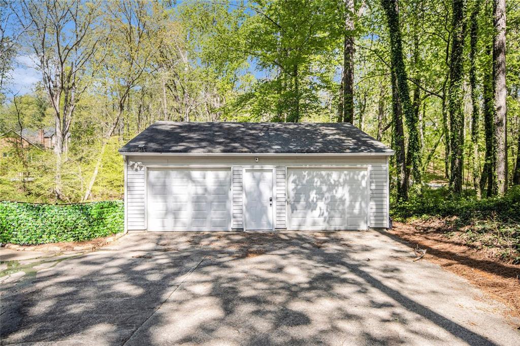 1931 McEachern Manor Drive SW