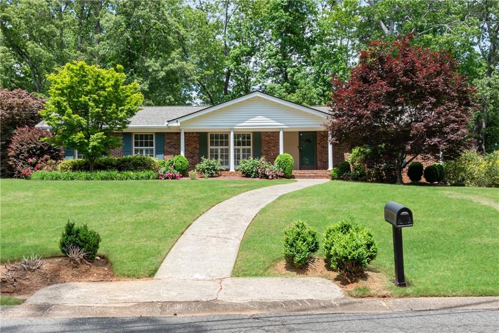 2310 Kings Point Drive