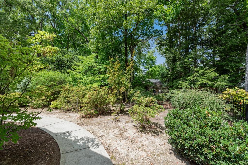 2310 Kings Point Drive