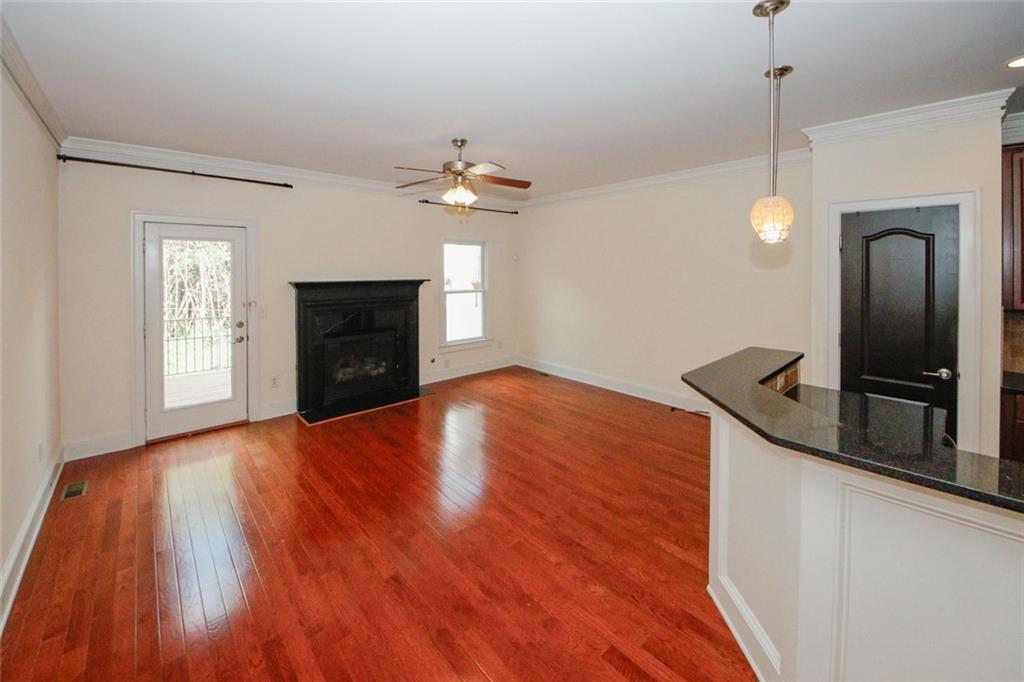 2418 Dresden Parc Circle NE